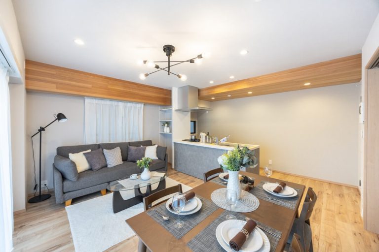 リビングダイニング