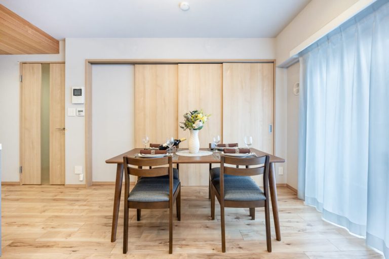 リビングダイニング