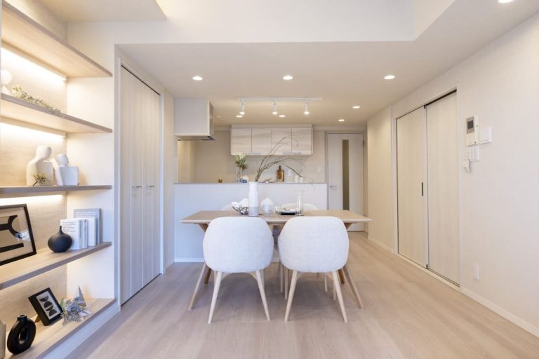 リビングダイニング