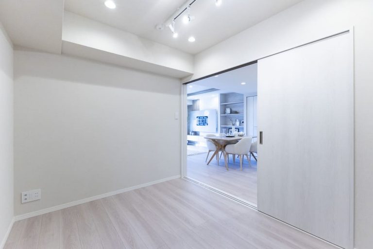 洋室2、リビングダイニング