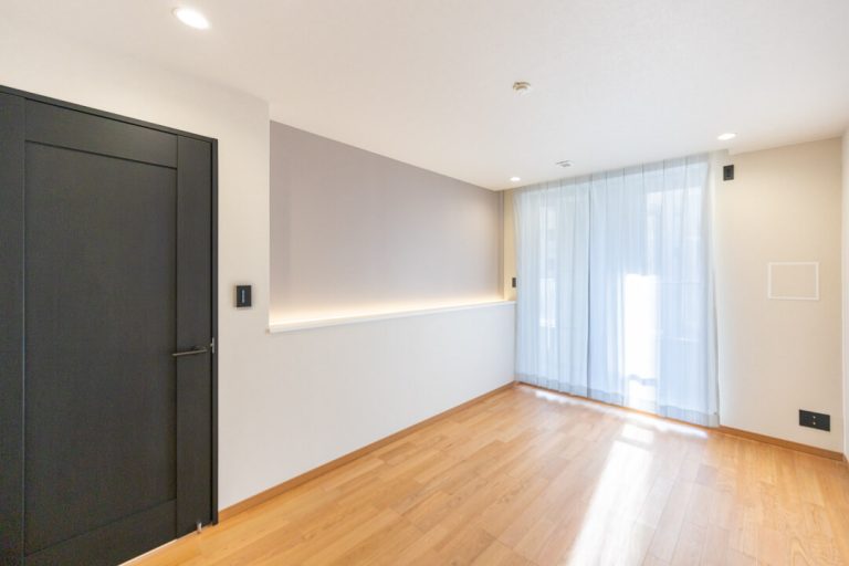 洋室（約7.7帖）