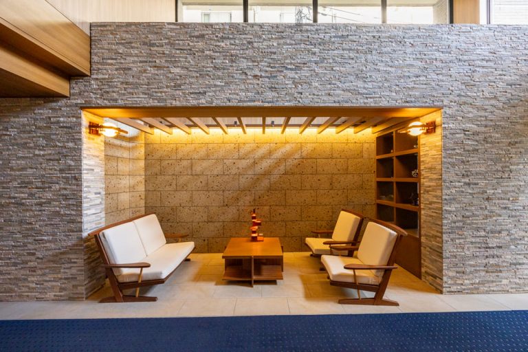 エントランスホール