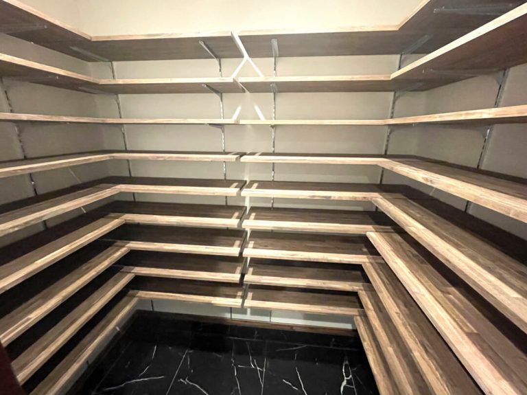 玄関 SIC（シューズインクローゼット）