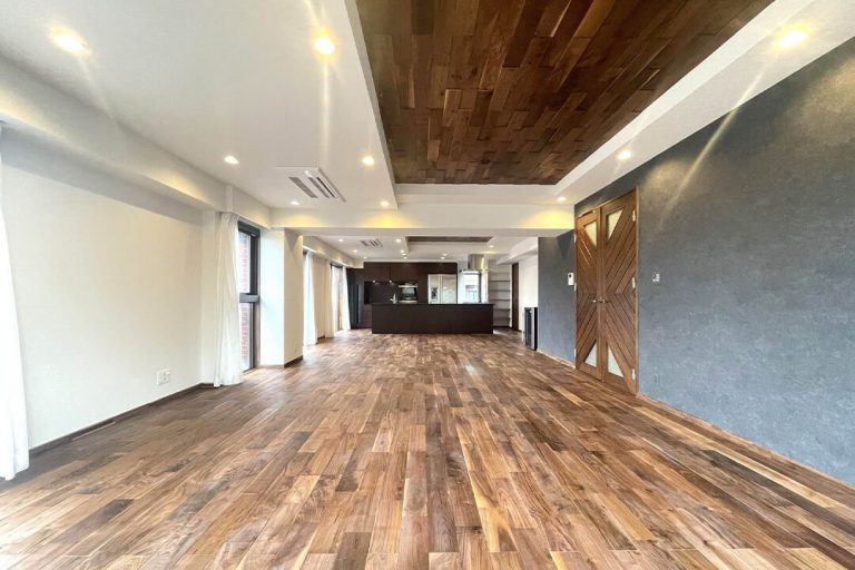 表参道　駐車場専用使用権付き、180㎡超の贅沢