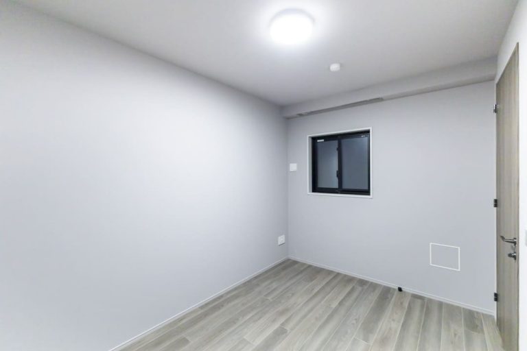 サービスルーム