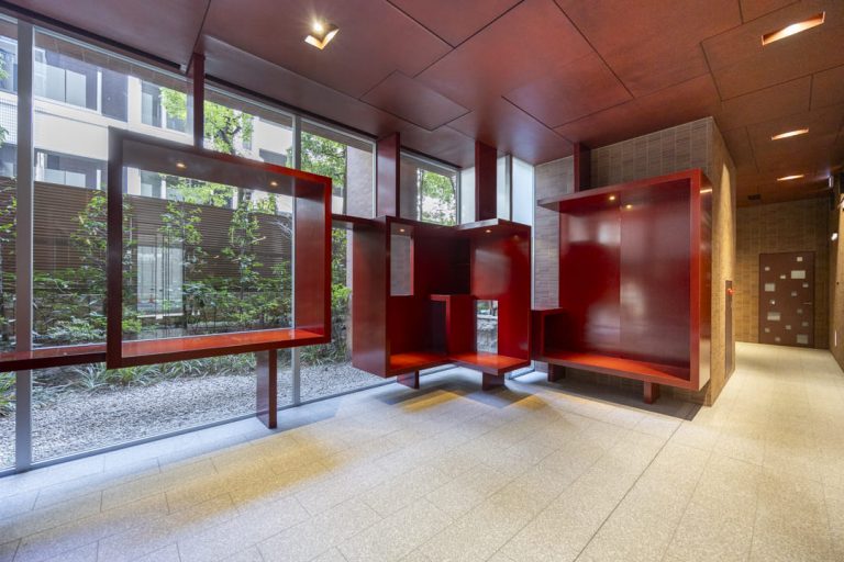 エントランスホール