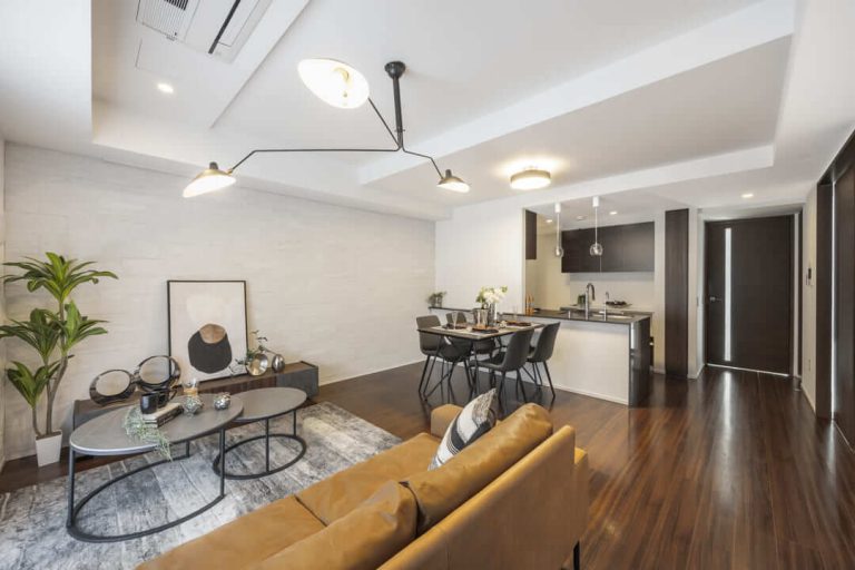 プラウド赤坂　赤坂の中枢に住まう、90㎡超え三方角部屋のプレミアム住戸