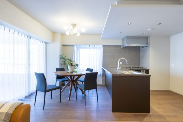 リビングダイニング