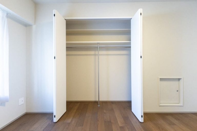 洋室1 クローゼット