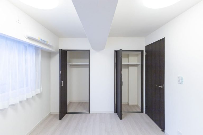 洋室2 クローゼット