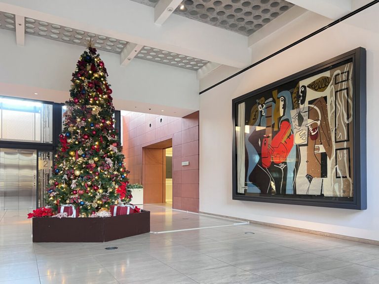 エントランスホール