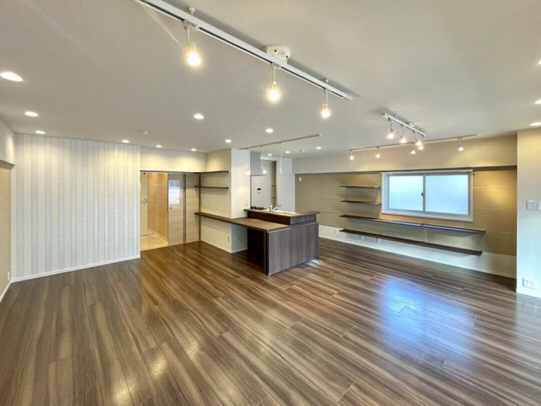 リビングダイニング