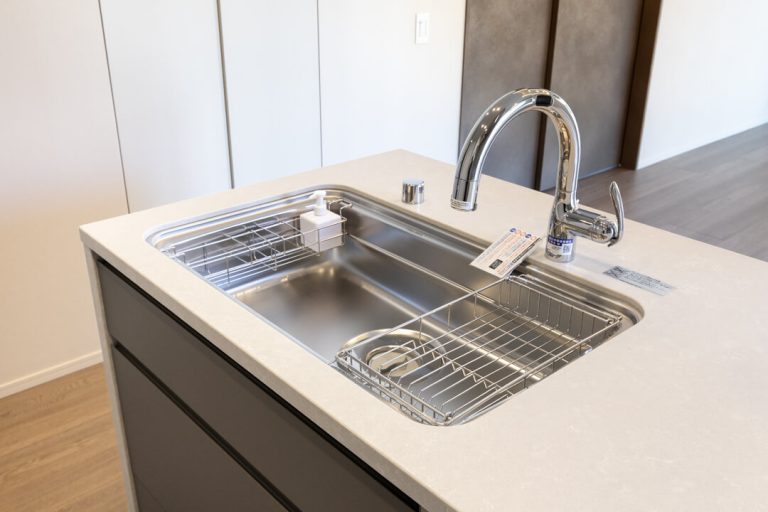 キッチン シンク