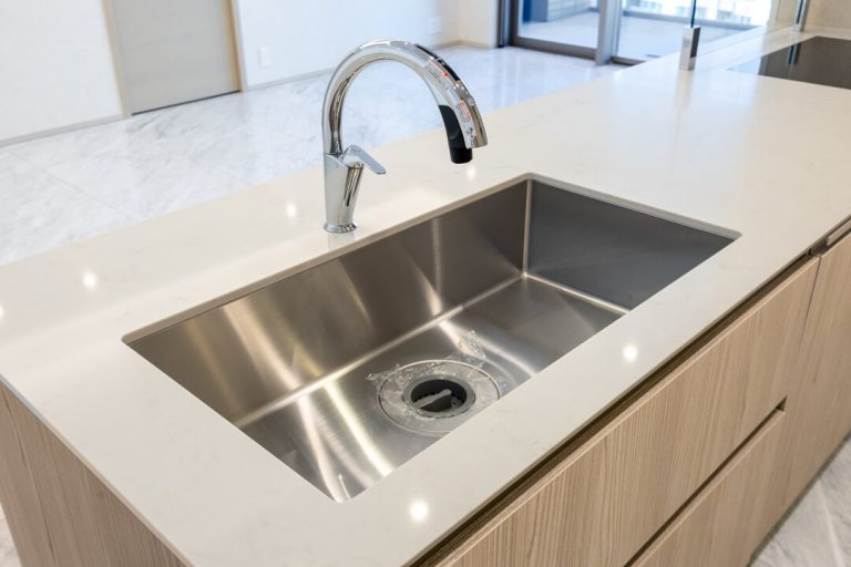 キッチン シンク