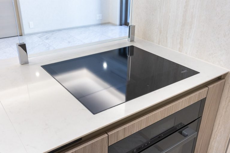 キッチン IHクッキングヒーター