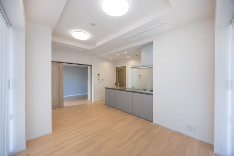 リビングダイニング、洋室2