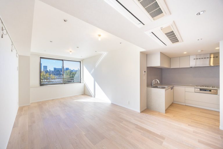 パークコート高輪ヒルトップレジデンス　光が差し込む南向き2SLDK