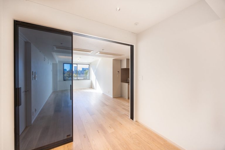 サービスルーム