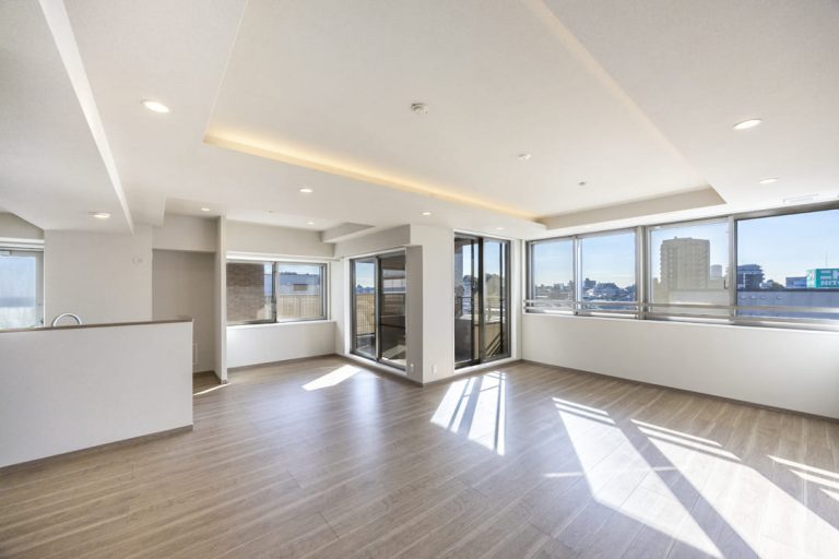 用賀　南向き角住戸、風と光に満ちた106㎡の3LDK