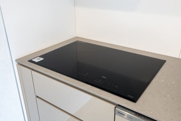 キッチン IHクッキングヒーター