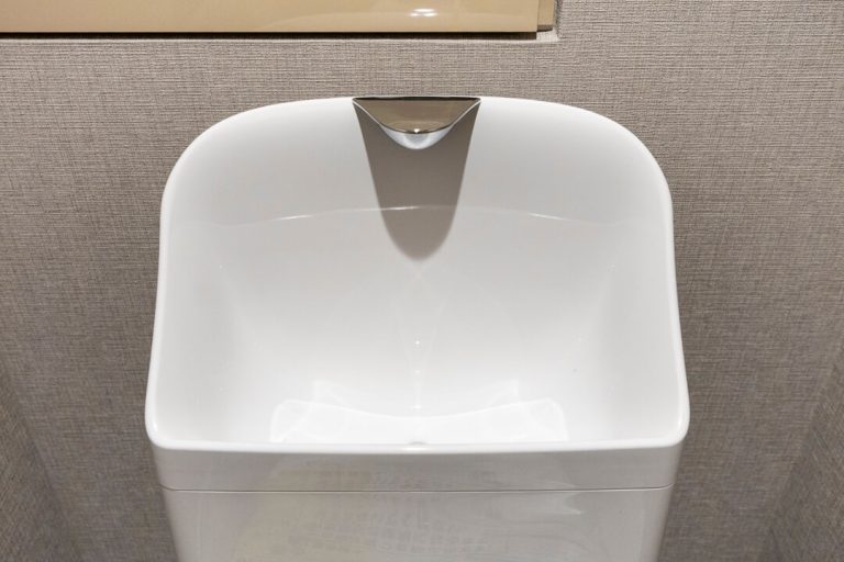 トイレ 手洗いタンク