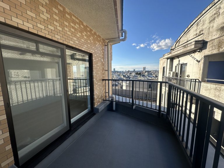 ルーフバルコニー