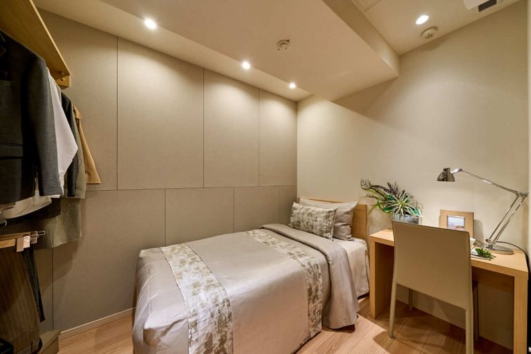 サービスルーム