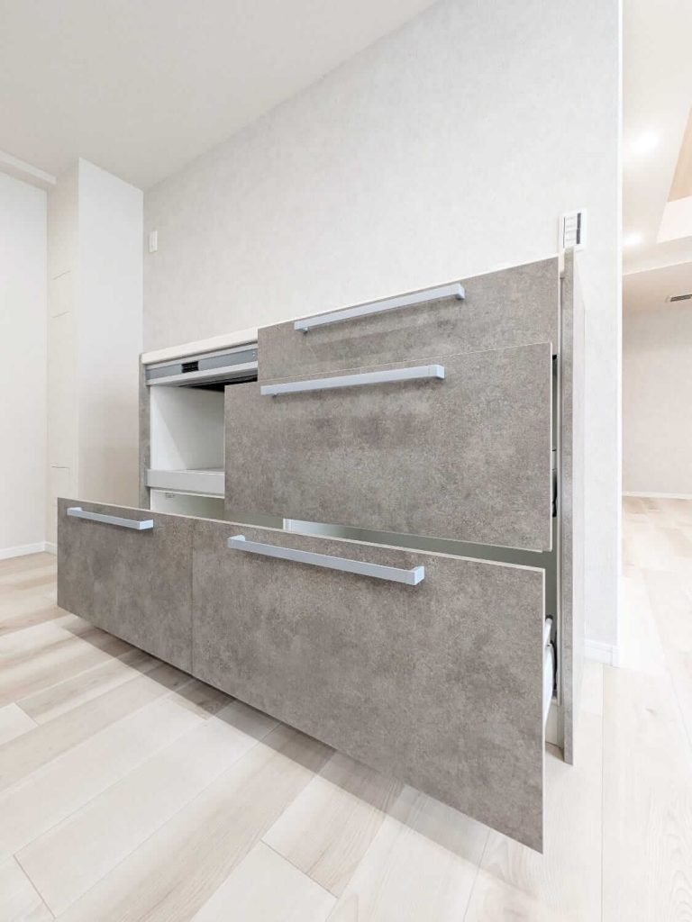 キッチン カップボード