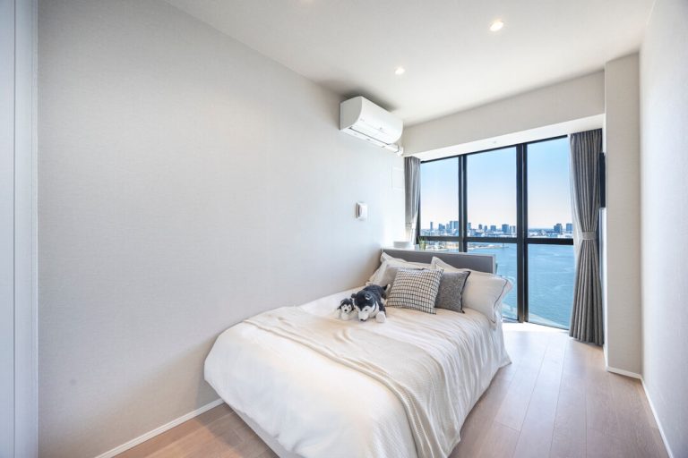 洋室（約6.8帖）