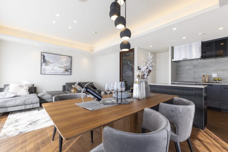 リビングダイニング