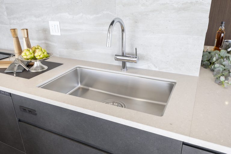 キッチン シンク