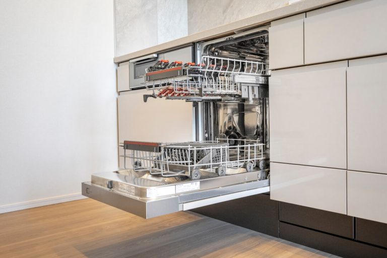 キッチン AEG（ドイツ・エレクトロラックス社）大型食洗機