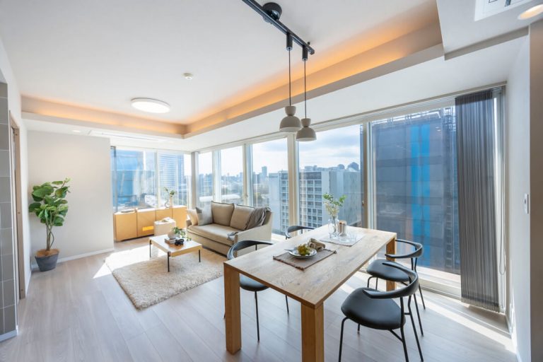 ワールドシティタワーズキャピタルタワー　南西角部屋、都会的な景色が望める約90㎡の3LDK