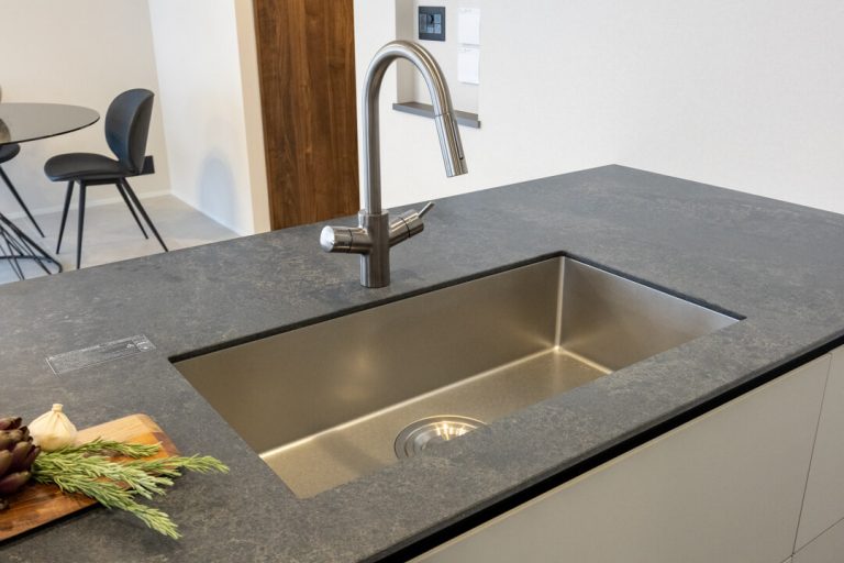 キッチン シンク