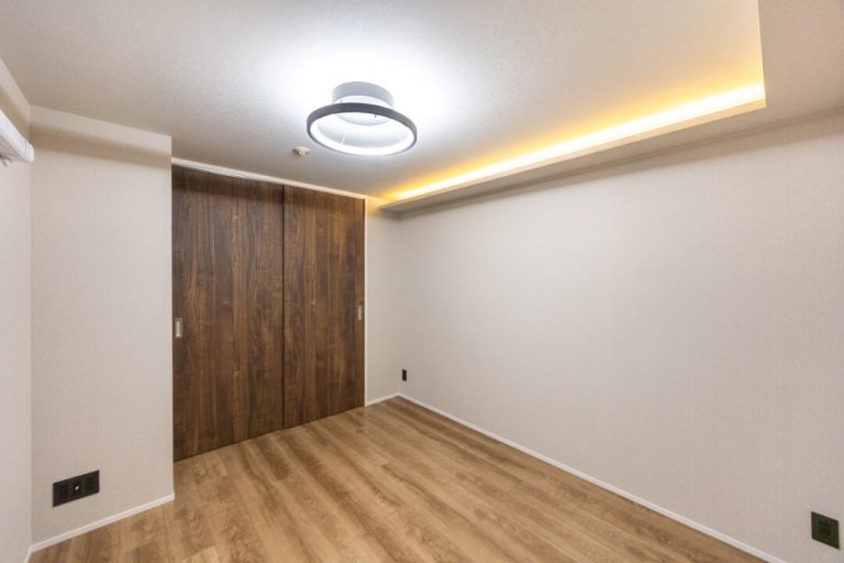 サービスルーム