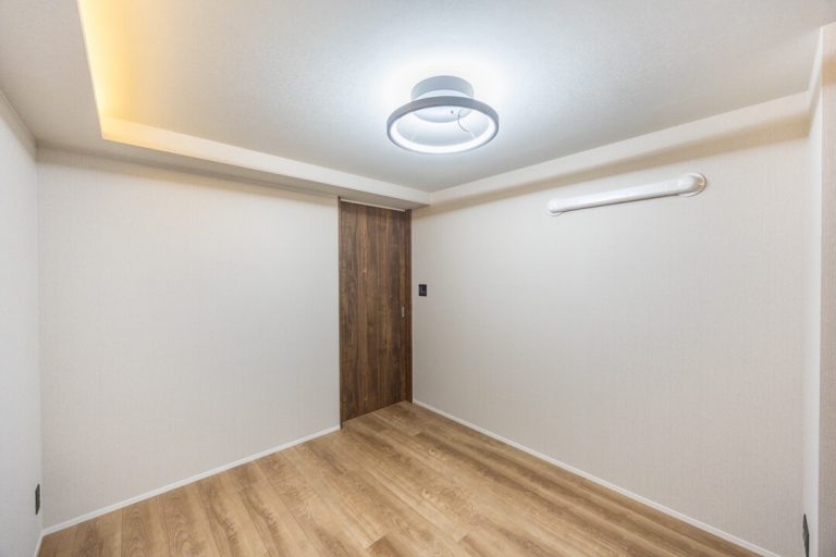 サービスルーム