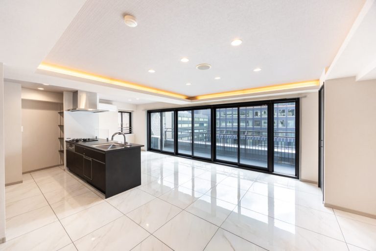 麹町　最上階メゾネットに暮らす、118㎡のゆとり