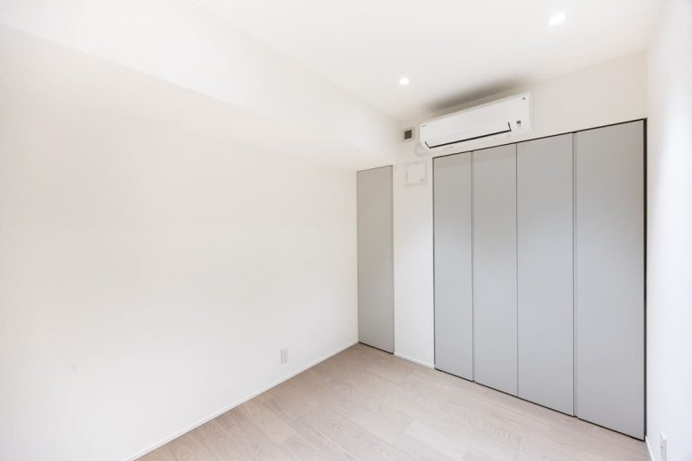 サービスルーム