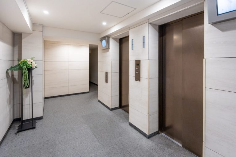 エレベーターホール