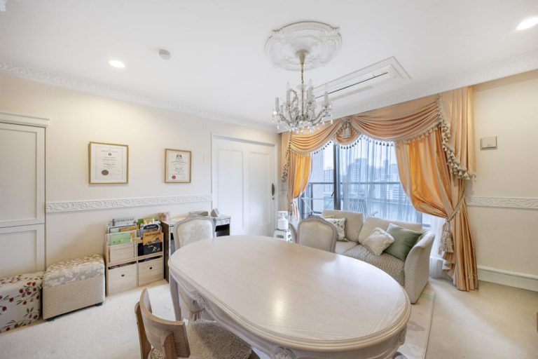 リビングダイニング