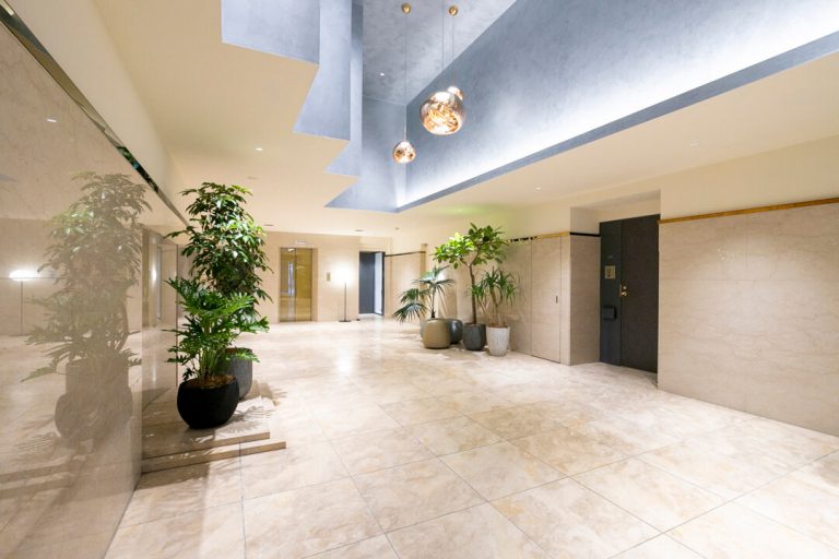 エントランスホール