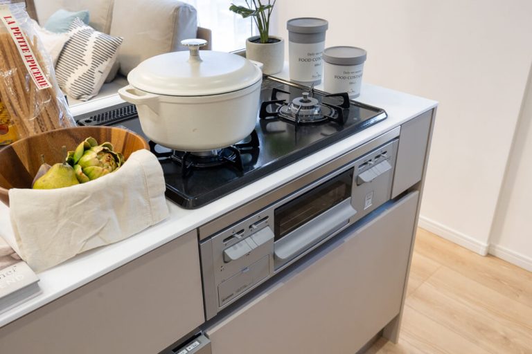 キッチン 3口ガスコンロ