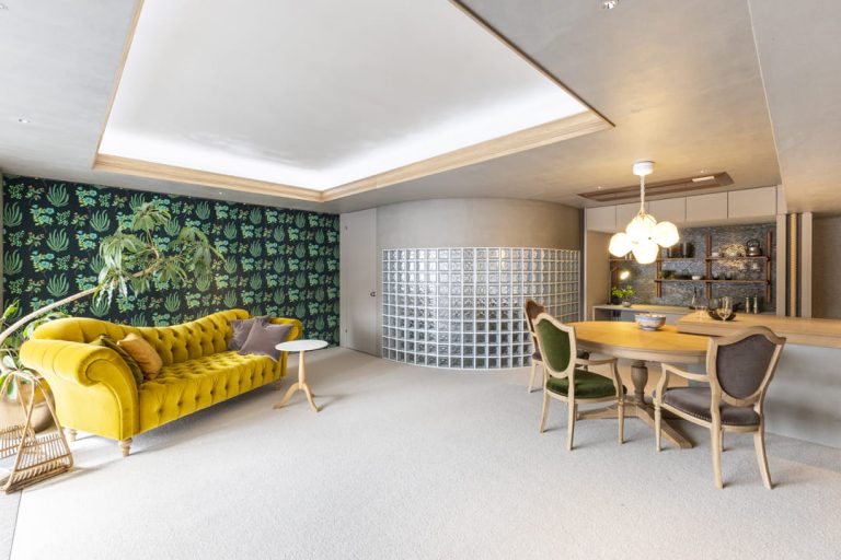 代々木八幡　時を重ねた美意識が息づく、98㎡の住まい