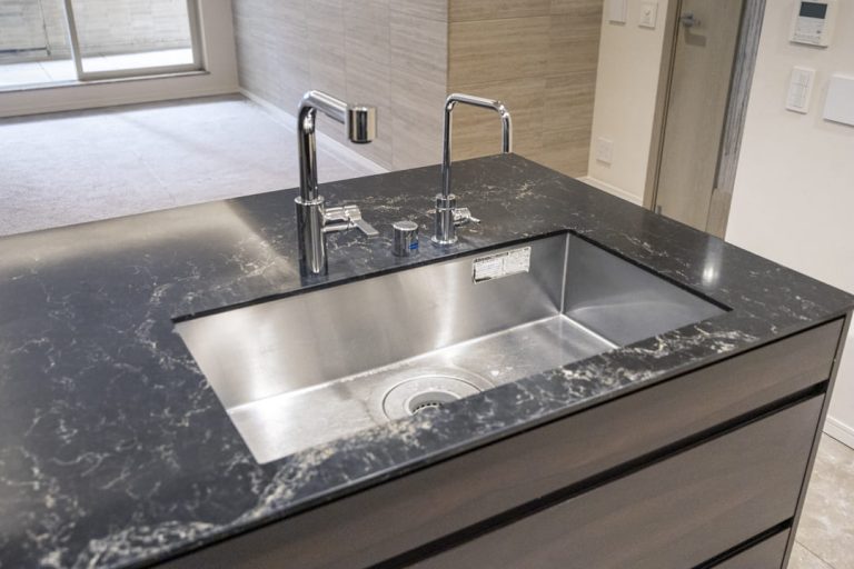 キッチン シンク