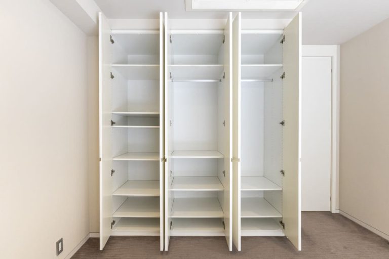 寝室 クローゼット