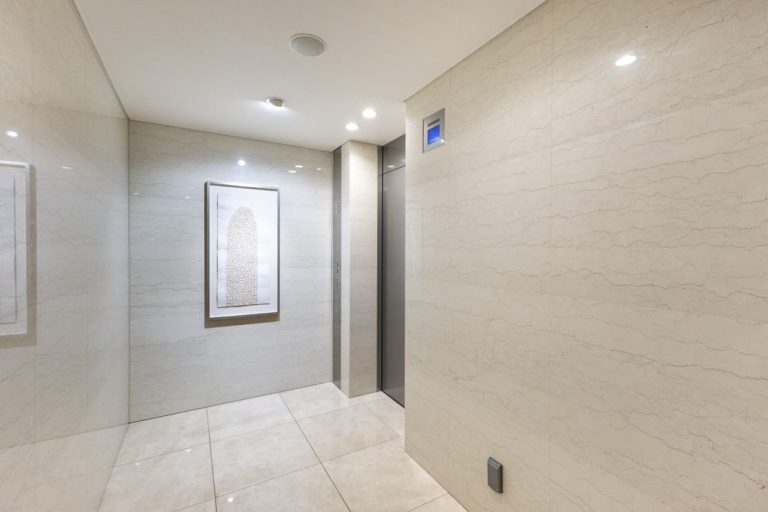 エレベーターホール