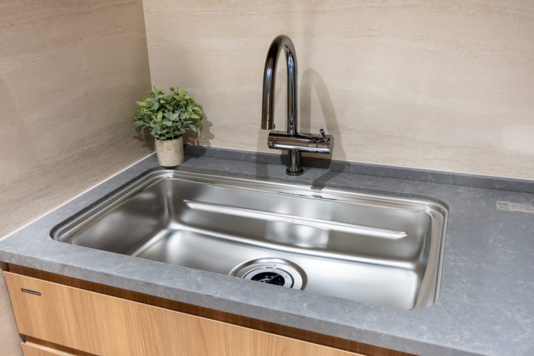 キッチン シンク