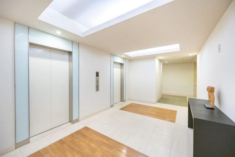 エレベーターホール