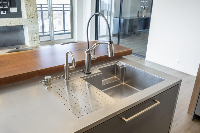 キッチン シンク