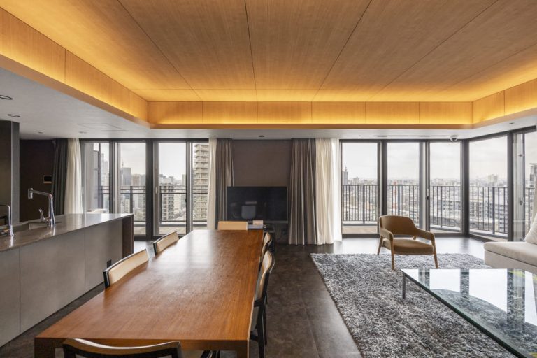 20Fスカイラウンジ